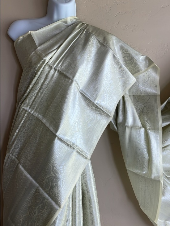 Saree - Picture 6 of 10